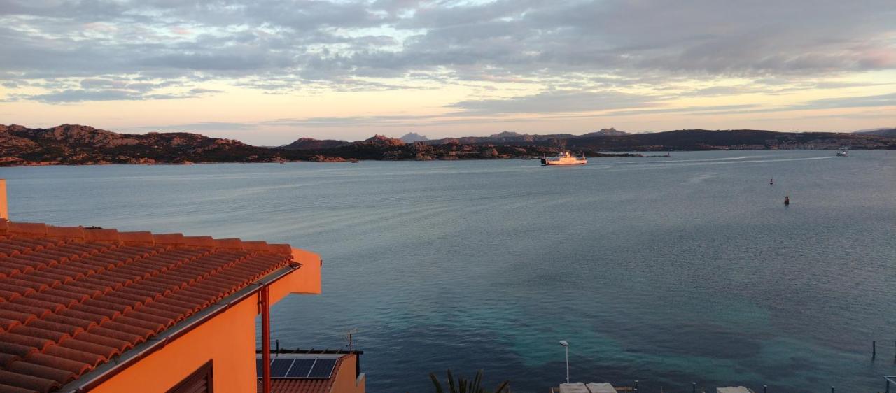 Appartamentino Panoramico...Con Finestra Sul Mare! La Maddalena  Buitenkant foto