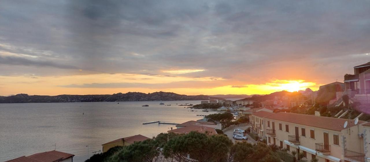 Appartamentino Panoramico...Con Finestra Sul Mare! La Maddalena  Buitenkant foto