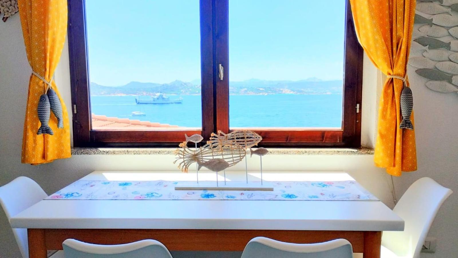 Appartamentino Panoramico...Con Finestra Sul Mare! La Maddalena  Buitenkant foto